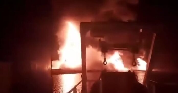 ploio persikos 1200x630.jpg ploio persikos 1200x630.jpg