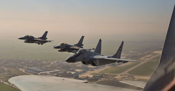 polemiki aeroporia f 16 bulgaria 2 1200x630.jpg