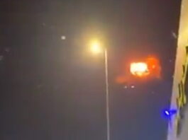 Με υπερόπλο που εκτοξεύει 4.500 σφαίρες το λεπτό προστάτευσαν οι ΗΠΑ την πρεσβεία τους στη Βαγδάτη pyravlos bagdati grab 1200x630.jpg