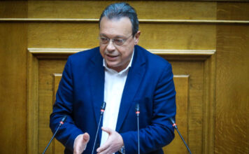 siriza sokratis famellos 1200x630.jpg