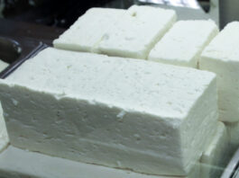 Μυτιλήνη: Αναστέλλουν τη λειτουργία τους οι τυροκομικές μονάδες λόγω του αφθώδους πυρετού tyri feta eurok 1200x630.jpg