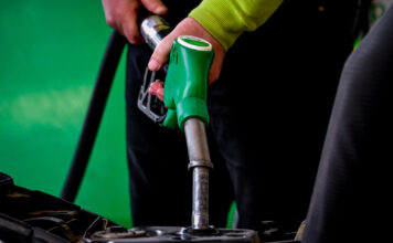 venzini kausima petrelaio pratirio eurokinissi 1200x630.jpg