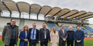 vroutsis 1200x630.jpg