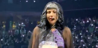 0c127085761378979394666e500801c4 L.jpg