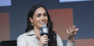 0e97eb05f954680a64d95d6dc0156395 L.jpg