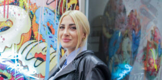 16785a55811f6a6e5ddfe3c6064675a7 L.jpg