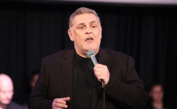 2351a1f44fd645be1b257668e001f126 L.jpg