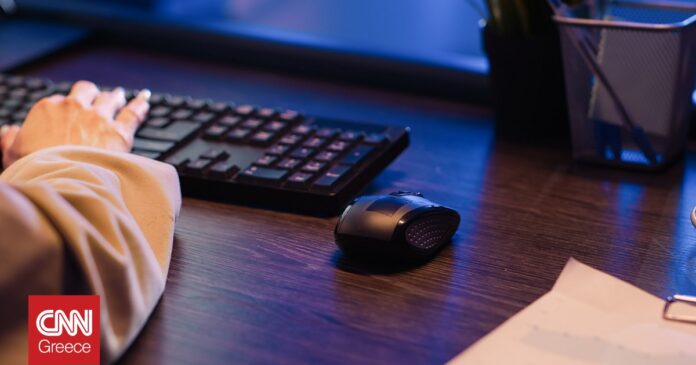 33ed85fd business manager writing diagrams data computer creating official marketing report e commerce development young employee planning financial project with statistics night close up og.jpg