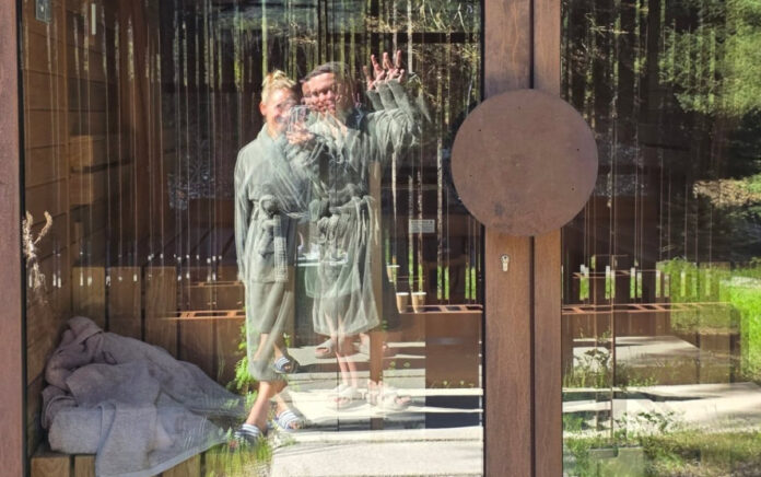 606e871e56c4b68f2ea8783120ce0377 XL.jpg