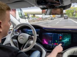 67fbc556 mercedes autonomous og.jpg