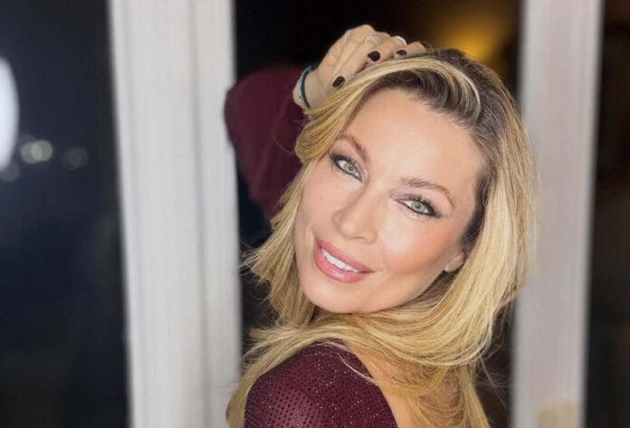 6fb9c854cd10ab9a37a5708a4748cbaf L.jpg