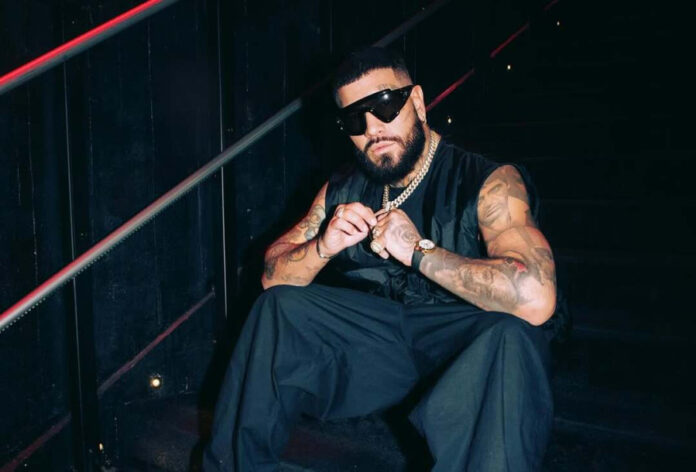 8037d7f47061ef0b6d6bbb85f1f10bd0 L.jpg