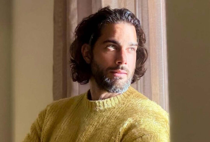 8aa4cc31be958b658aa770c0f5e1a44e L.jpg