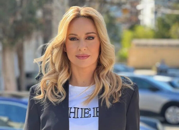 8b0bcb1a639ac5acc7add473aa5960b7 L.jpg