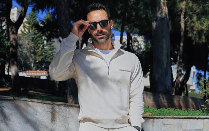 930fa37d233dfa846bbc36dbce317077 XL.jpg