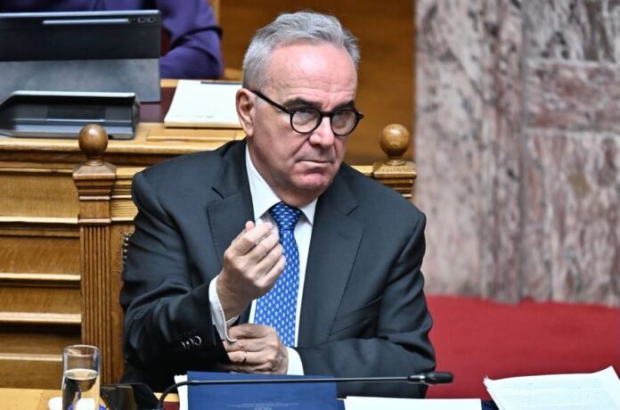 Nikos Papathanasis 1 2.jpg