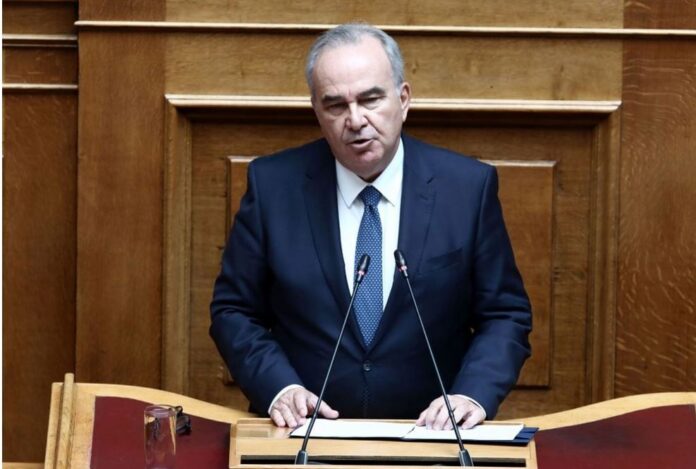 Nikos Papathanasis 8.jpg