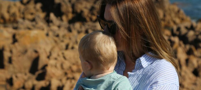 Ntantades tis geitonias 1.jpg