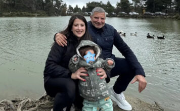 ae318fd0d14e4beb637493ce418d1f2e L.jpg