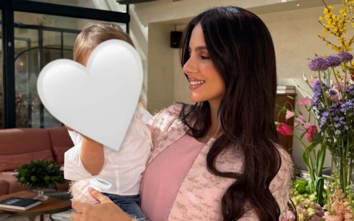 aecb9beb960dcfef7f95a3afdb5bd3e2 XL.jpg