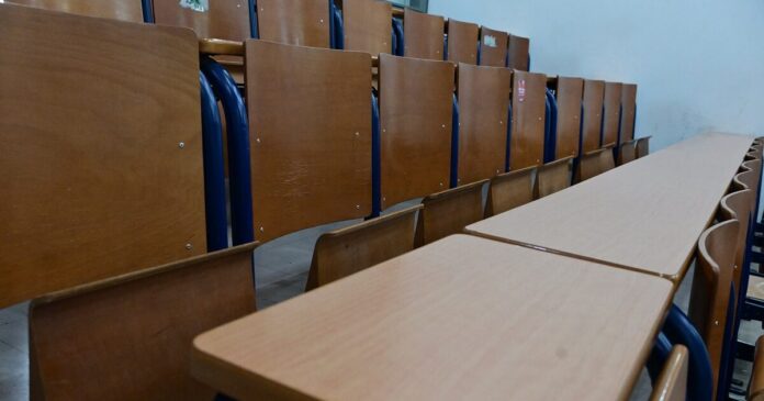 amfitheatro panepistimiou 1200x630.jpg