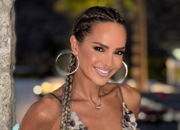 b4209a647b3b0666a47f4ebd05488bee XL.jpg