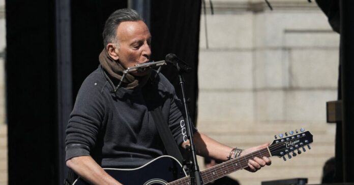 bruce springsteen 1200x630.jpg