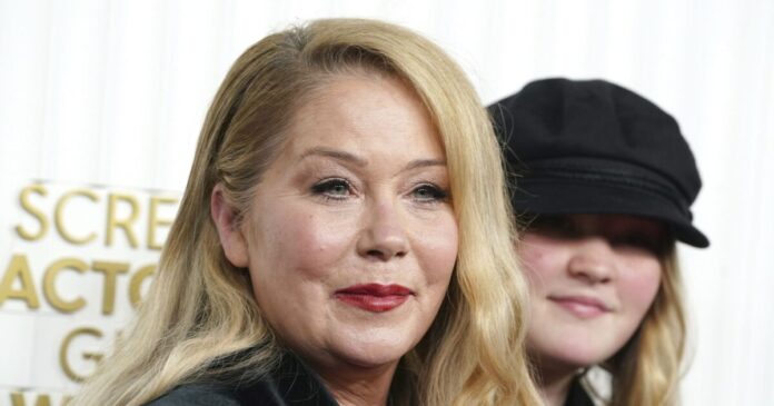 christina applegate 1200x630.jpg