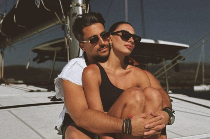 d7e66479200f40e6ac6581e5304f53a0 XL.jpg