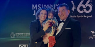 e372bf03d4a8b0353472128fba82ed51 L.jpg