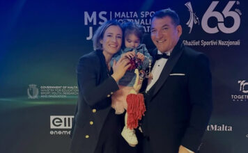 e372bf03d4a8b0353472128fba82ed51 L.jpg