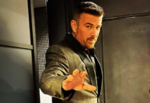 Γιάννης Αϊβάζης: Η εντυπωσιακή γυναίκα που του έχει κλέψει την καρδιά και η πρώτη κοινή εμφάνιση e42e508130fc1dea845074bea571f8e1 L.jpg