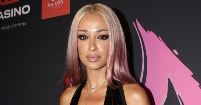 eleni foyreira 1200x630.jpg