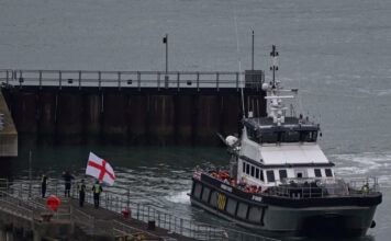 england border migrants reuters 1200x630.jpg