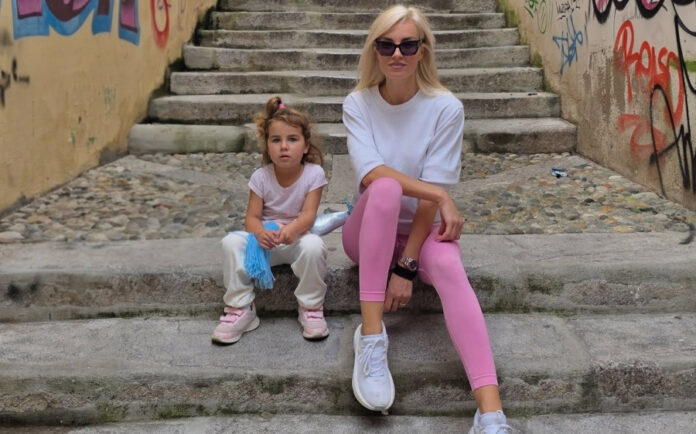 fa5cd1eccf4ef5b935290ec1710395bc L.jpg