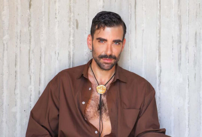 fcad95aced6ca8e81926828c2e54dbd4 L.jpg