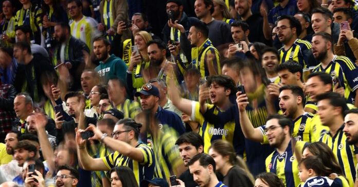 fenerbahce fans 1200x630.jpg