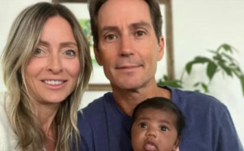 florida couple 1200x630.jpg