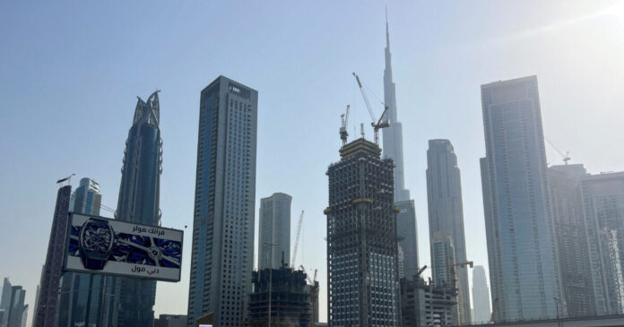 hnwmena aravika emirata r 1200x630.jpg