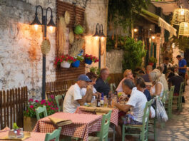 Πενταπλασιάστηκαν οι Τούρκοι τουρίστες στα ελληνικά νησιά, «κλειδί» η βίζα istock 851467848 1200x630.jpg