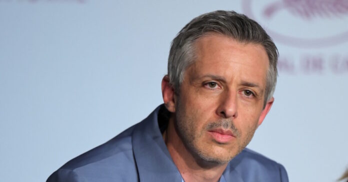 jeremystrong ampempe 1200x630.jpg