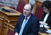 Μακάριος Λαζαρίδης: Η αντιπολίτευση κλιμακώνει τις επιθέσεις για το πτυχίο και ζητά την αποπομπή του lazaridis makarios 1200x630.jpg