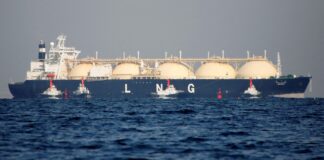 lng gas reuters.jpg