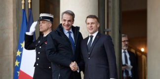 macron mhtsotakhs 1200x630.jpg