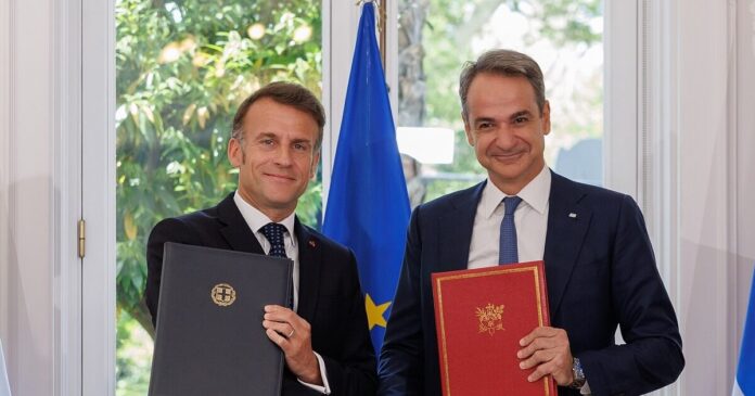 macron mitsotakis ypografi 1 1200x630.jpg
