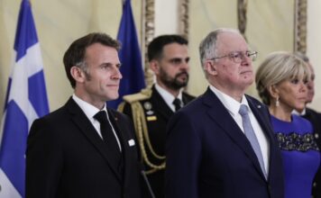 makron 1 1200x630.jpg