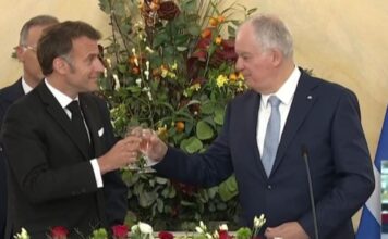 makron3 2 1200x630.jpg