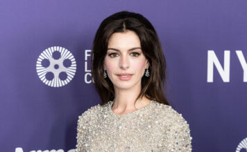 mauroi kukloi 1024x683.jpg