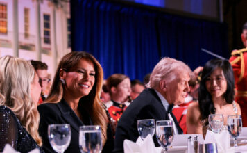 melania trump donald trump r 1200x630.jpg