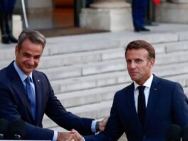 mistotakis macron 1200x630.jpg